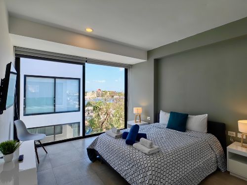 ICONO 504 - 3 BR PENTHOUSE