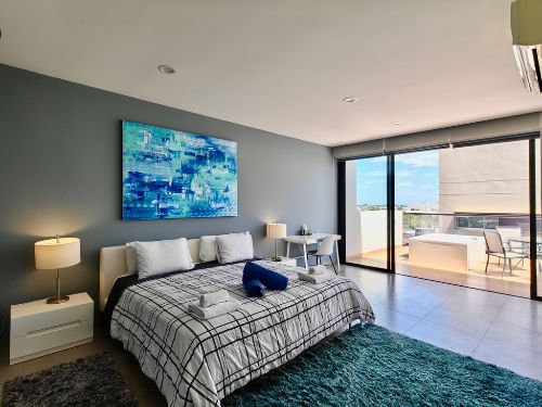 ICONO 504 - 3 BR PENTHOUSE
