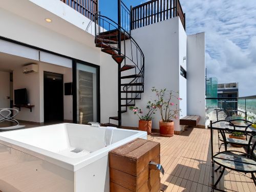 ICONO 508 - 3 BR PENTHOUSE